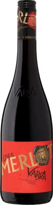 Varga Pincészet Merlot palackja