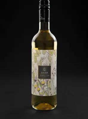 Koczor Pincészet Pécselyi Semillon palackja